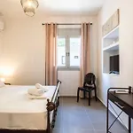 Charming Urban Escape Your Cozy Retreat 菲利亚特拉