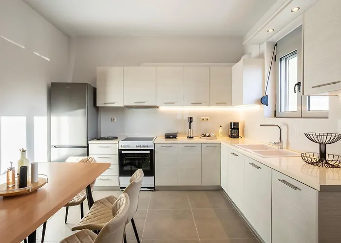 Charming Urban Escape Your Cozy Retreat