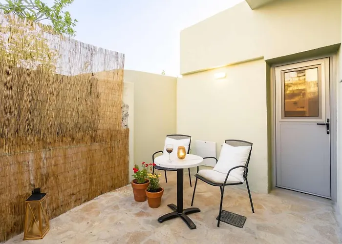 Charming Urban Escape Your Cozy Retreat